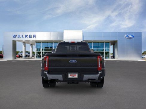 New 2026 Ford F450 XLT w/ XLT Premium Package AWD/4WD image 5