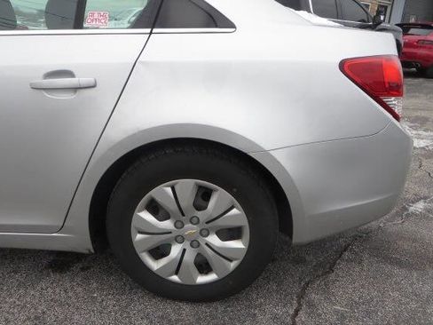 Used 2012 Chevrolet Cruze LS image 33