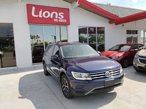 Used 2021 Volkswagen Tiguan SEL image 3