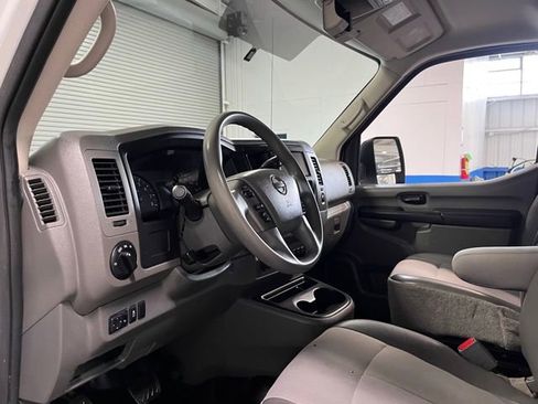 Used 2020 Nissan NV 2500 S RWD image 16