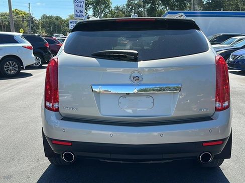 Used 2016 Cadillac SRX Luxury w/ Driver Awareness Package FWD image 9