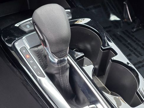 Certified 2025 Chevrolet Trax LT image 26