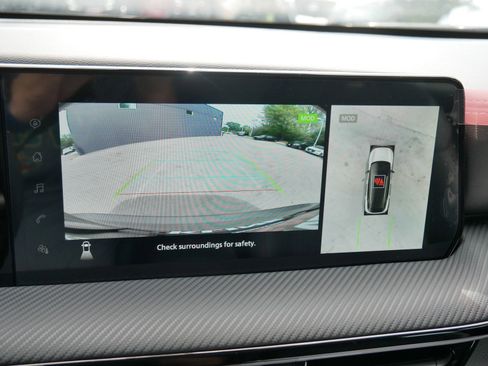 New 2025 Nissan Kicks SR image 10