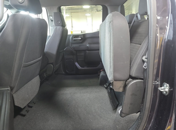 Used 2022 Chevrolet Silverado 1500 Custom AWD/4WD image 7