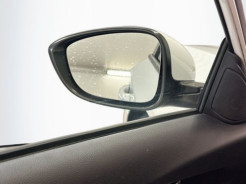 Used 2018 Honda Accord Sport image 16