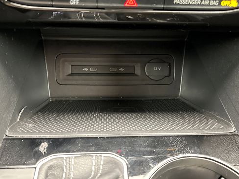 Used 2023 Volkswagen Atlas SE image 15