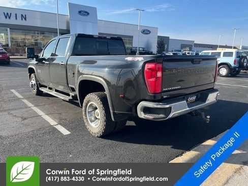 Used 2020 Chevrolet Silverado 3500 LTZ w/ LTZ Texas Edition image 4
