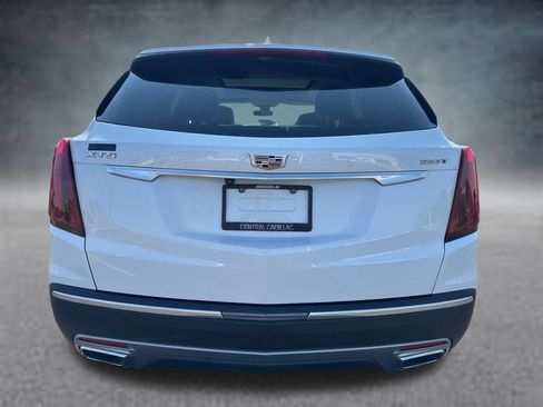 Used 2022 Cadillac XT5 Premium Luxury FWD image 6