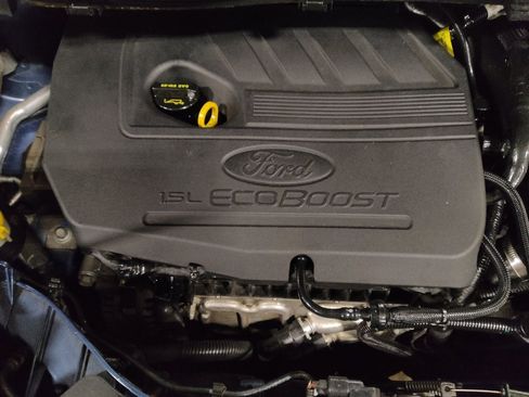 Used 2018 Ford Escape SEL image 30