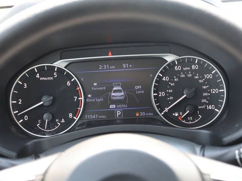 Used 2024 Nissan Altima 2.5 SV FWD image 19