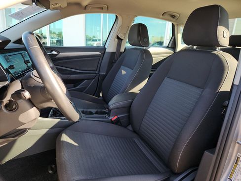 Used 2024 Volkswagen Jetta S image 13