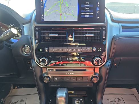 Used 2023 Lexus GX 460 Premium w/ Premium Package image 28