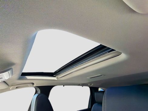 Used 2024 MAZDA CX-90 Plug-In Hybrid w/ Preferred image 29