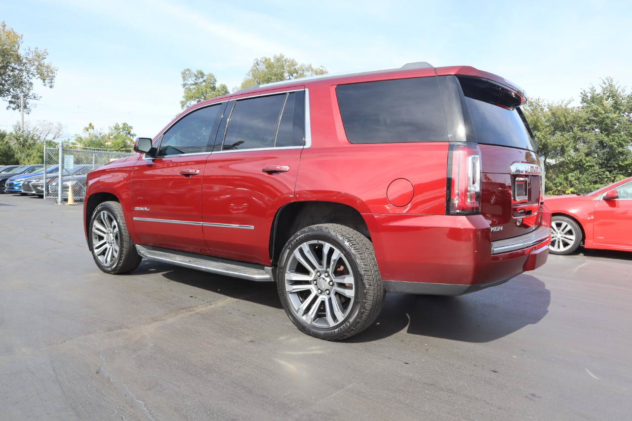 Used 2017 GMC Yukon Denali w/ Open Road Package AWD/4WD image 3