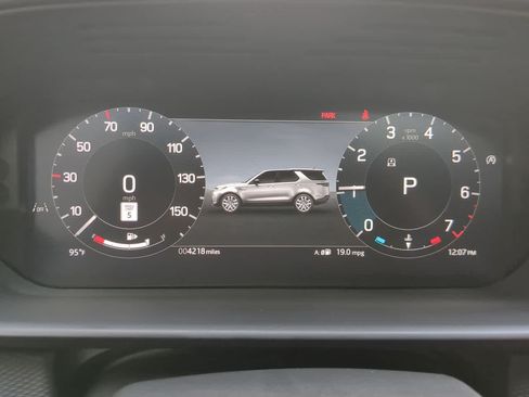 Certified 2026 Land Rover Discovery Limited Edition AWD/4WD image 34
