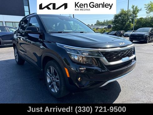Certified 2023 Kia Seltos S w/ Navigation Package AWD/4WD image 7