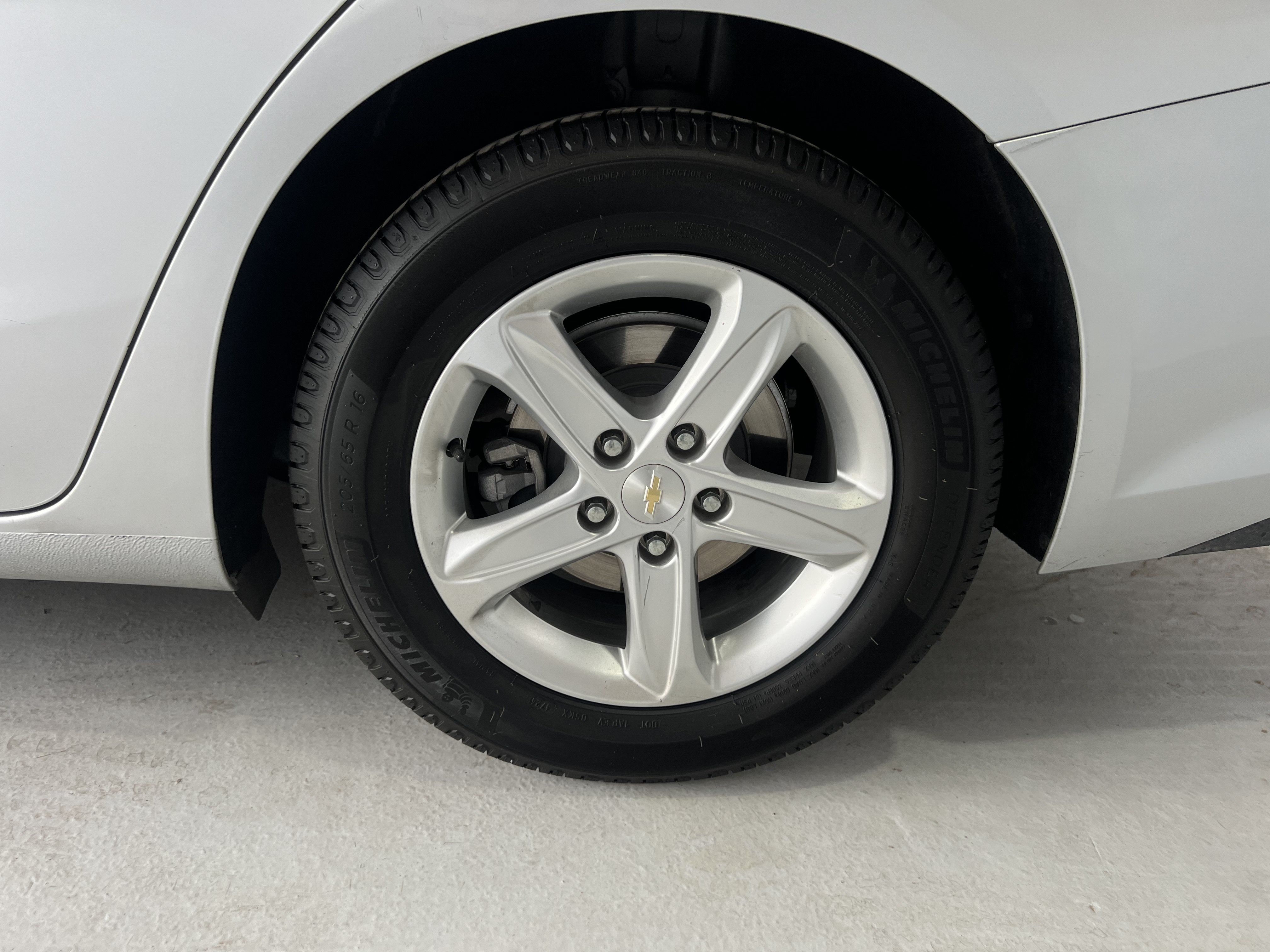 Used 2022 Chevrolet Malibu LS w/ Driver Confidence Package II FWD image 24