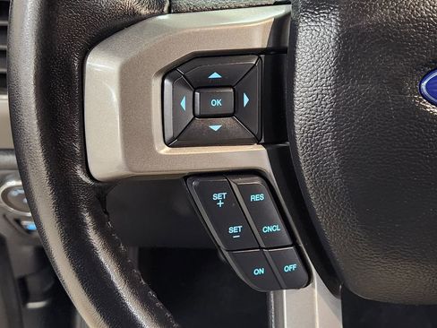 Used 2021 Ford Expedition Max XLT image 49