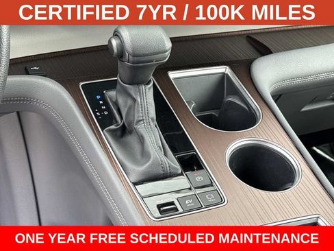 Used 2024 Toyota Sienna LE AWD/4WD image 22