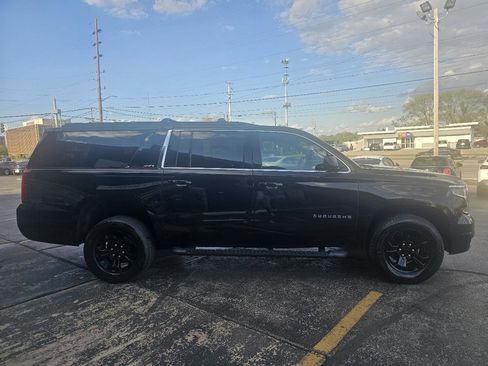 Used 2019 Chevrolet Suburban LT AWD/4WD image 4