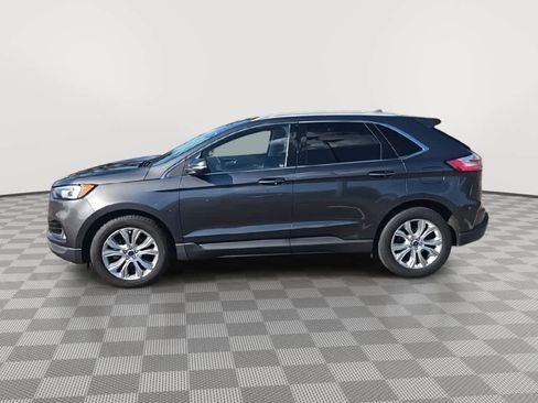 Used 2020 Ford Edge Titanium image 5
