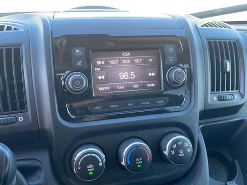 Used 2020 RAM ProMaster 1500 w/ Interior Convenience Group FWD image 10