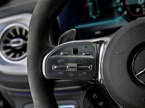 Used 2024 Mercedes-Benz G 63 AMG 4MATIC image 35