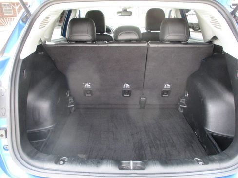 Used 2018 Jeep Compass Latitude w/ Popular Equipment Group image 13