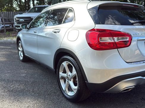 Used 2018 Mercedes-Benz GLA 250 4MATIC image 43