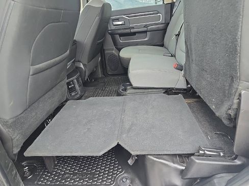 Used 2019 RAM 3500 Big Horn w/ Protection Group image 18