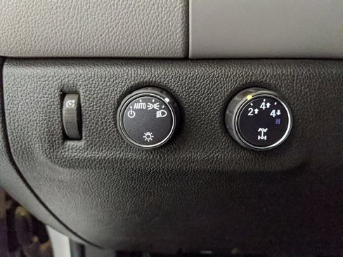 Used 2016 Chevrolet Colorado W/T w/ WT Convenience Package AWD/4WD image 13