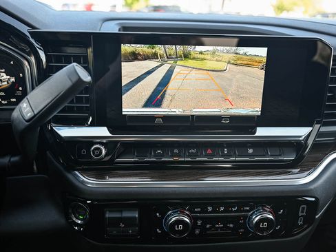 New 2026 GMC Sierra 1500 Elevation image 23