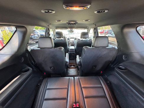 Used 2018 Dodge Durango R/T w/ Blacktop Package AWD/4WD image 46