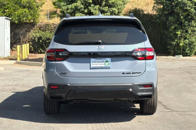 New 2026 Honda Pilot Black Edition image 5