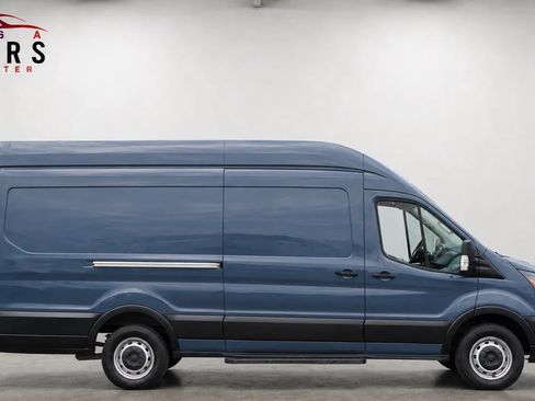Used 2019 Ford Transit 250 148 High Roof Extended RWD image 1