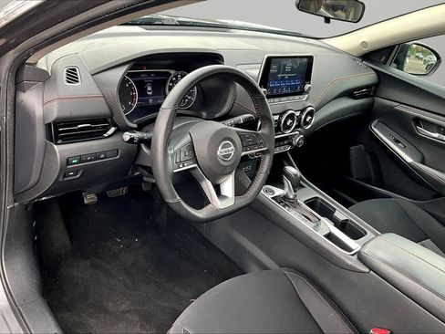 Used 2023 Nissan Sentra SR FWD image 13