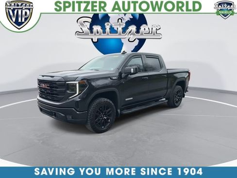 Used 2022 GMC Sierra 1500 Elevation w/ Elevation Premium Package AWD/4WD image 4
