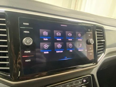 Used 2022 Volkswagen Atlas Cross Sport SEL Premium R-Line AWD/4WD image 20
