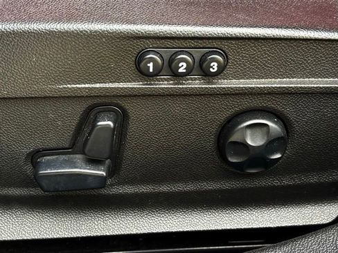 Used 2018 Alfa Romeo Giulia image 23