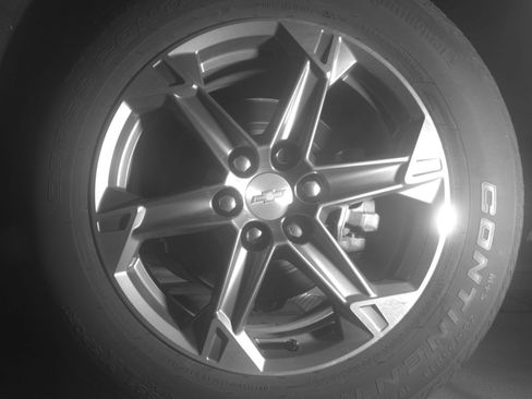 Used 2025 Chevrolet Blazer LT FWD image 17