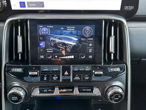 Used 2024 Lexus LX 600 F Sport image 30