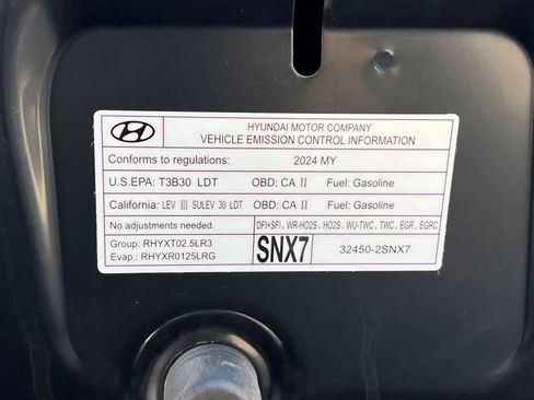 Used 2024 Hyundai Tucson Limited FWD image 31