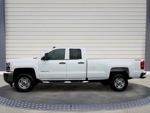 Used 2019 Chevrolet Silverado 2500 W/T w/ WT Convenience Package image 4