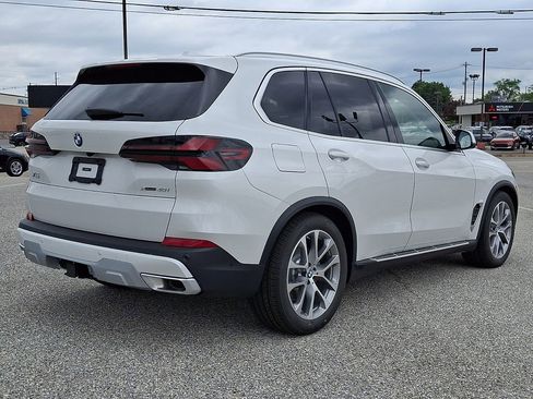 New 2026 BMW X5 xDrive40i w/ Off-Road Package AWD/4WD image 7