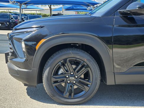 New 2026 Chevrolet TrailBlazer LT w/ Convenience Package FWD image 6