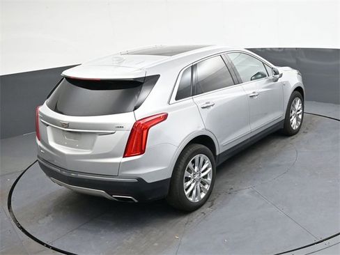 Used 2017 Cadillac XT5 Platinum image 18