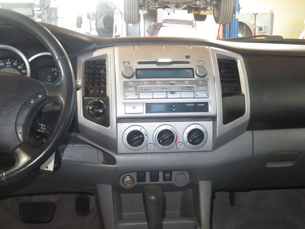 Used 2010 Toyota Tacoma 4x4 Double Cab w/ TRD Sport Pkg w/JBL Audio image 37