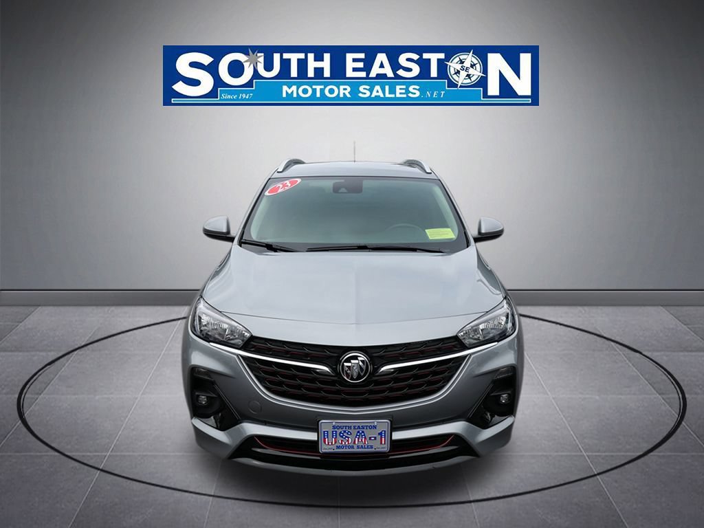 Used 2023 Buick Encore GX Select w/ Sport Touring Package FWD image 3