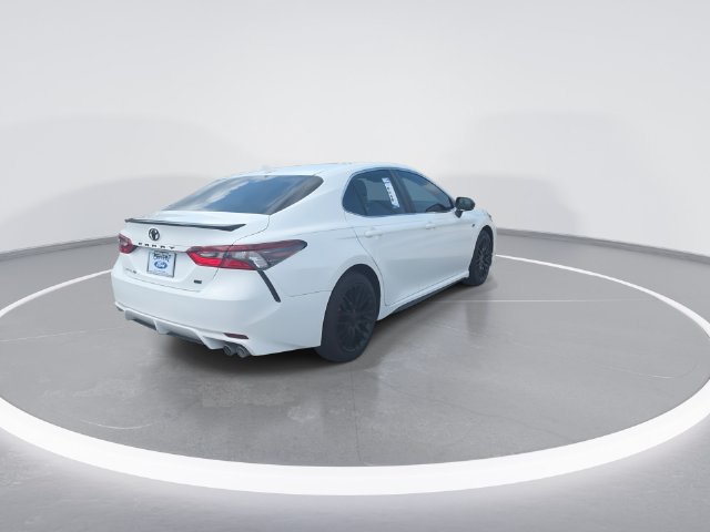 Used 2023 Toyota Camry SE FWD image 8