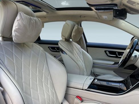 Certified 2022 Mercedes-Benz S 580 4MATIC Sedan image 32